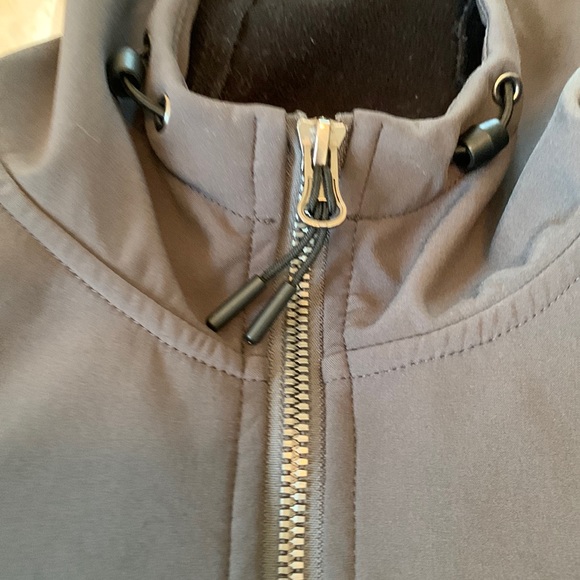 New Balance Track Jacket - Picture 7 of 7